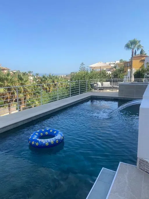 Magnifique Logement A Avec Vue Sur Mer Et Piscine, Jacuzzi, Chauffes, Chauffe Payant Benalmadena