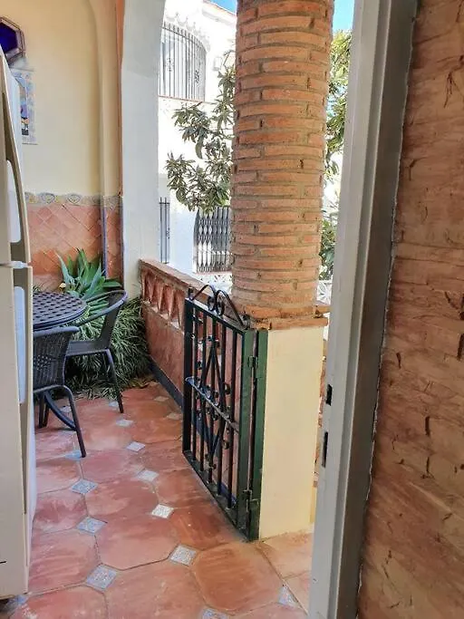Magnifique Logement A Avec Vue Sur Mer Et Piscine, Jacuzzi, Chauffes, Chauffe Payant Benalmadena