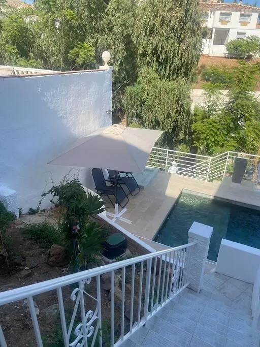 Magnifique Logement A Avec Vue Sur Mer Et Piscine, Jacuzzi, Chauffes, Chauffe Payant Benalmadena Apartment
