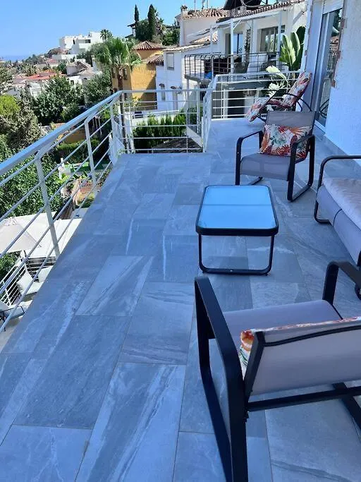 Magnifique Logement A Avec Vue Sur Mer Et Piscine, Jacuzzi, Chauffes, Chauffe Payant Benalmadena 0*,