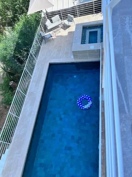 Magnifique Logement A Avec Vue Sur Mer Et Piscine, Jacuzzi, Chauffes, Chauffe Payant Benalmadena 0*,  Spain