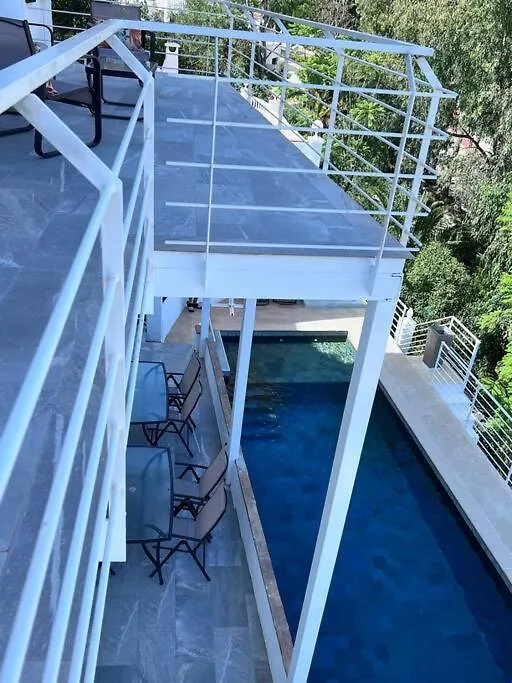 Magnifique Logement A Avec Vue Sur Mer Et Piscine, Jacuzzi, Chauffes, Chauffe Payant Benalmadena Apartment
