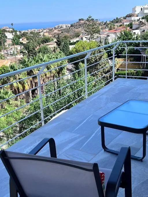 Magnifique Logement A Avec Vue Sur Mer Et Piscine, Jacuzzi, Chauffes, Chauffe Payant Benalmadena