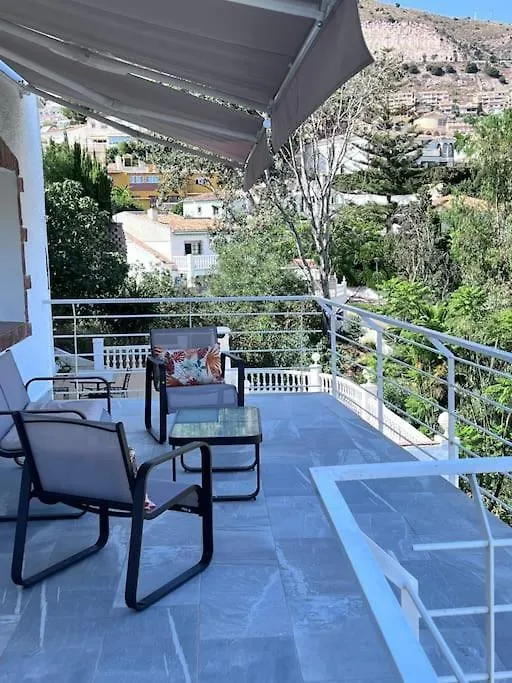 Apartment Magnifique Logement A Avec Vue Sur Mer Et Piscine, Jacuzzi, Chauffes, Chauffe Payant Benalmadena Spain